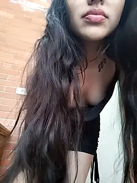 Goddesscut333 online show from November 8, 6:29 pm