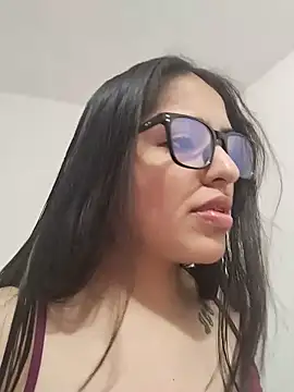 Goddesscut333 online show from June 1, 11:17 pm