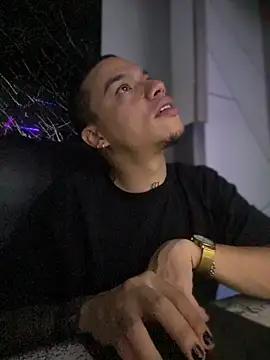 AlphaMasterXxx online show from November 1, 6:26 am