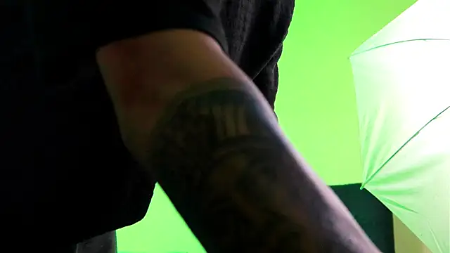 AlphaMasterXxx online show from November 11, 8:31 pm