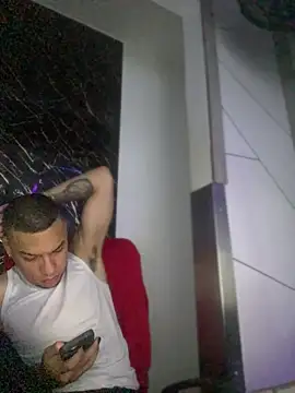 AlphaMasterXxx online show from November 13, 9:41 am