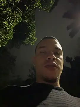 AlphaMasterXxx online show from May 25, 4:07 am