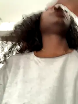 EmilyKisx online show from October 23, 12:26 pm