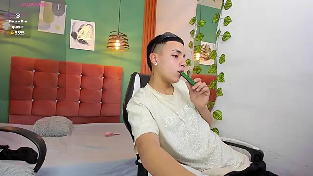 Aisha andy online show from September 11, 3:39 am