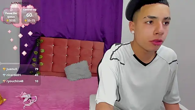 Aisha andy online show from September 30, 3:11 am