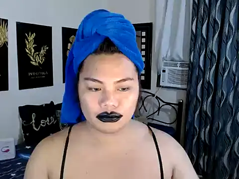 Snapshot of TSbrianaHugeCock chatting on January 8, 3:58 pm TSbrianaHugeCock online show from January 8, 3:58 pm