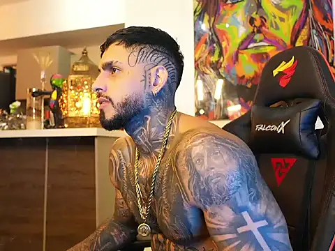 logan hugh8 online show from October 4, 6:33 am