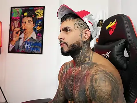 logan hugh8 online show from October 19, 9:04 pm