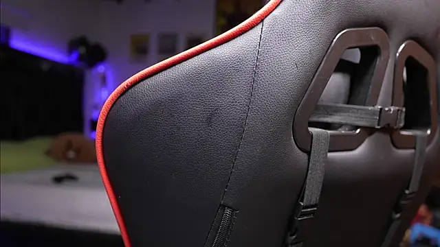 logan hugh8 online show from March 16, 5:44 am