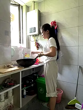 Snapshot of coco-o chatting on September 28, 3:34 am coco-o online show from September 28, 3:34 am