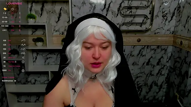 HelenHartt online show from October 28, 1:53 am