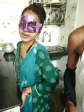 Snapshot of LOVE568 chatting on October 8, 1:58 am LOVE568 online show from October 8, 1:58 am