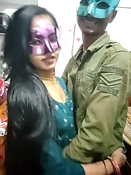 Snapshot of LOVE568 chatting on October 30, 5:31 am LOVE568 online show from October 30, 5:31 am