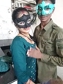 Snapshot of LOVE568 chatting on November 3, 7:09 am LOVE568 online show from November 3, 7:09 am