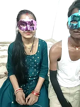 Snapshot of LOVE568 chatting on November 9, 5:17 am LOVE568 online show from November 9, 5:17 am