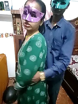 Snapshot of LOVE568 chatting on November 14, 5:39 am LOVE568 online show from November 14, 5:39 am