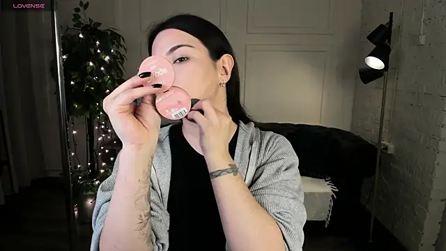 Dark Moni online show from March 27, 2:50 am