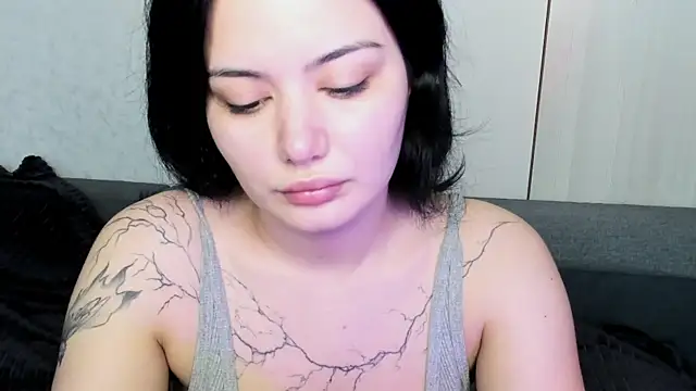 Snapshot of Dark_Moni chatting on June 11, 3:15 am Dark Moni online show from June 11, 3:15 am