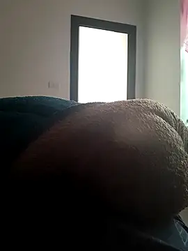 Snapshot of quoc85 chatting on February 23, 4:10 am quoc85 online show from February 23, 4:10 am
