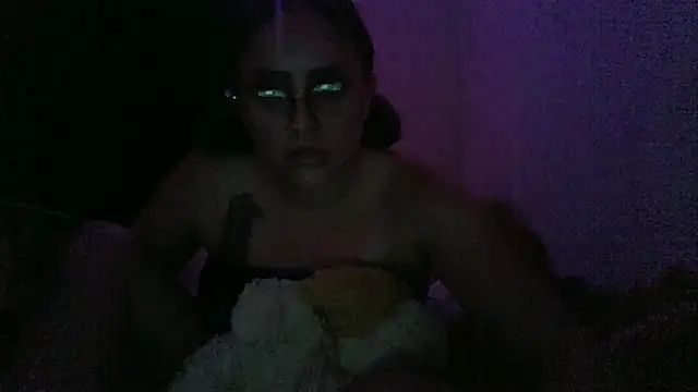 Snapshot of jenmarquez_ chatting on October 30, 6:04 am jenmarquez online show from October 30, 6:04 am