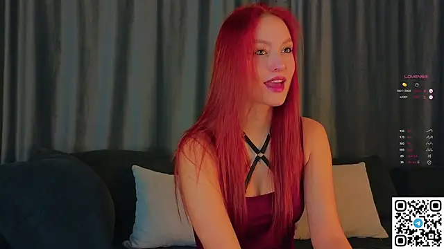 GildedKitten online show from October 3, 5:32 pm