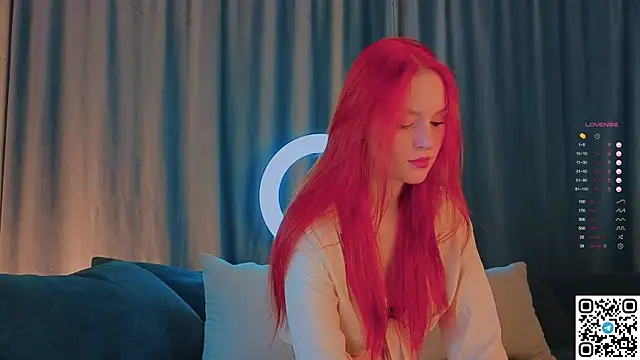 GildedKitten online show from October 13, 6:41 pm