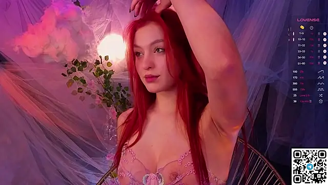 GildedKitten online show from December 15, 5:50 pm