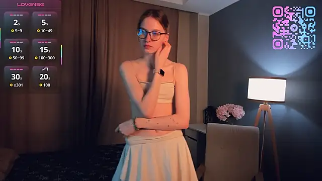 Snapshot of SharylSmalt chatting on March 26, 1:01 am SharylSmalt online show from March 26, 1:01 am
