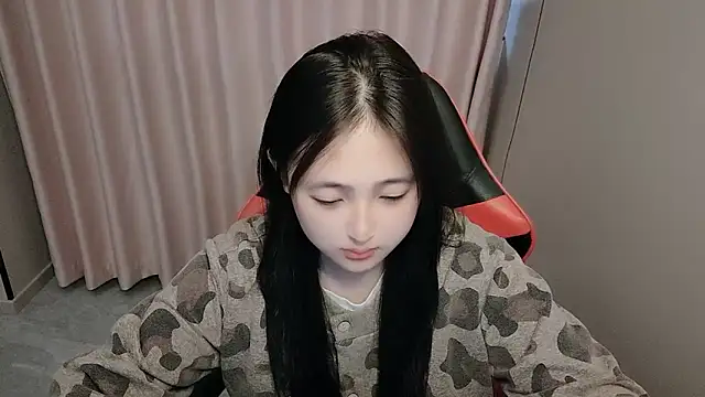 Snapshot of xxz98 chatting on April 13, 9:59 am xxz98 online show from April 13, 9:59 am