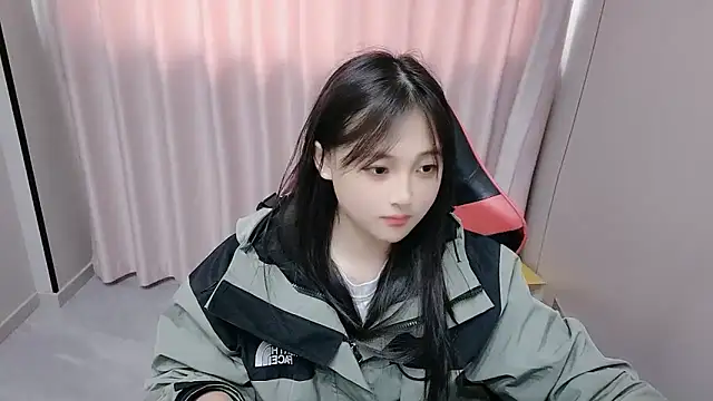 Snapshot of xxz98 chatting on April 30, 10:47 pm xxz98 online show from April 30, 10:47 pm
