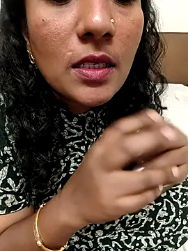 Snapshot of Aunty_Boy_143 chatting on October 9, 6:50 pm Aunty Boy 143 online show from October 9, 6:50 pm