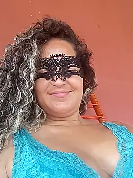 Snapshot of RaphinhaSanches chatting on March 18, 5:27 pm RaphinhaSanches online show from March 18, 5:27 pm