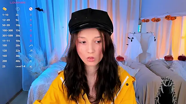 MilliMouse online show from October 31, 11:06 pm