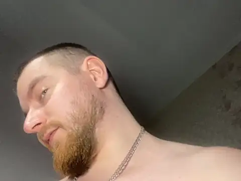 Snapshot of Horny_Burny chatting on January 10, 9:05 pm Horny Burny online show from January 10, 9:05 pm