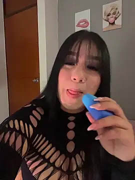 Aliciawhitee online show from February 12, 1:55 am