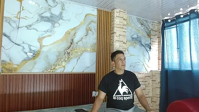 mollyandsam303av online show from January 31, 7:34 pm