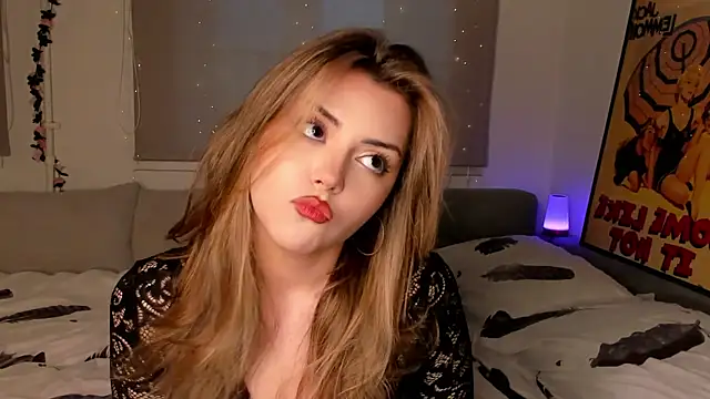 MerlynDinovo online show from December 19, 8:21 am