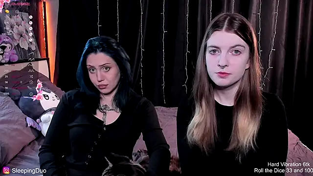 Threesomebabes online show from November 29, 3:04 pm