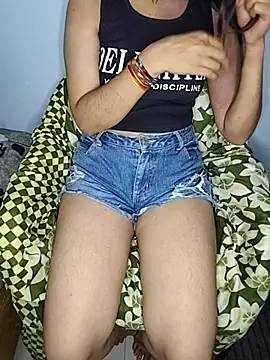 Snapshot of Laila_Pahadi chatting on September 10, 6:24 am Laila Pahadi online show from September 10, 6:24 am