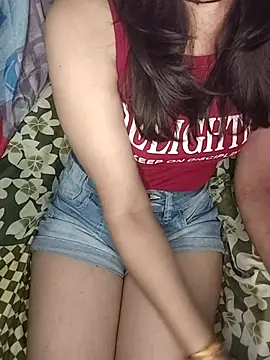 Laila Pahadi online show from November 20, 9:53 am