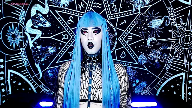 naomi satan online show from September 10, 12:32 am