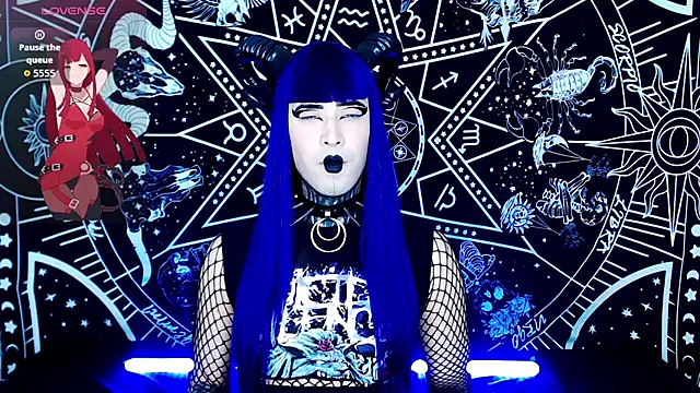 naomi satan online show from October 23, 1:05 am