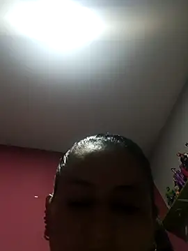 Snapshot of Titiss8921 chatting on October 16, 2:18 pm Titiss8921 online show from October 16, 2:18 pm