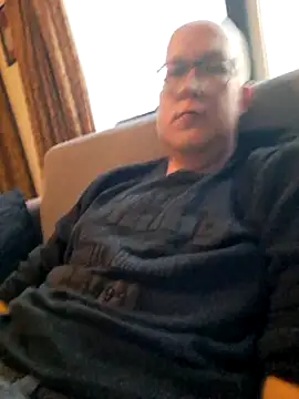 geilerd122 online show from March 10, 5:40 pm