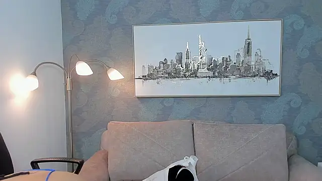 Salome Smitth 1 online show from January 15, 8:45 pm