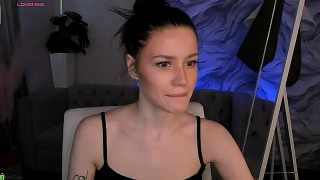 Aria Mila online show from March 23, 4:27 am