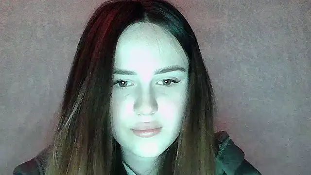 SweetLoraa online show from April 11, 8:24 pm