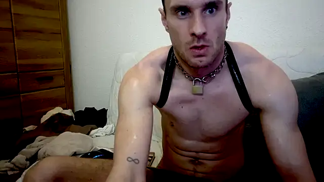 sexbooy27 online show from February 3, 3:15 am