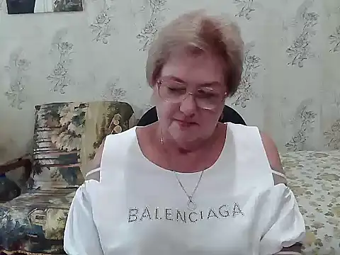 Renata62011 online show from September 9, 10:48 am