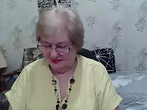 Renata62011 online show from May 10, 12:21 pm